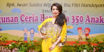Berbagi Dengan 350 Anak Yatim, Fitri Handayani Ajarkan Anak Agar Selalu Bersyukur