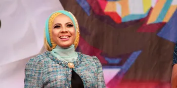 Berbagi Dengan Sesama, Devia Sherly Tak Takut Miskin