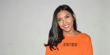 Berbikini Kala Liburan di Bali, Millendaru Sudah Operasi Kelamin?