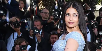Bergaun Biru Mewah, Aishwarya Rai Secantik Cinderella di Cannes