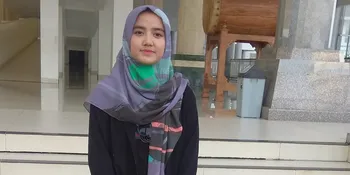 Beri Bantuan, Wirda Anak Ustaz Yusuf Mansur Hibur Anak-anak Korban Banjir