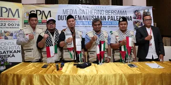 Berikan Bantuan Musim Dingin Untuk Pengungsi Palestina, Opick Merasa Terharu