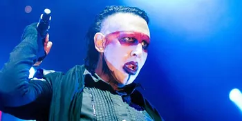 Berkelahi, Telinga Marilyn Manson Nyaris Putus!