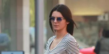 Berkeringat Setelah Olahraga, Kendall Jenner Makin Hot!
