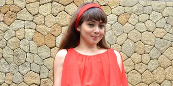 Berkunjung ke Pesantren, Terry Putri Lebih Banyak Merenung