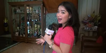 Berkunjung ke Rumah Nyaman Mantan Bintang Cilik Gretha Martini