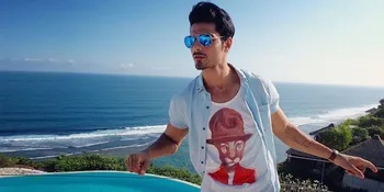 Berlagak Kaya Raya, Vin Rana Modis Menaiki Rickshaw