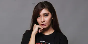 Berpacaran Dengan Bule, Ini Awal Mula Pertemuan Baby Margaretha &#38; Sang Kekasih