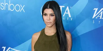 Berpose Bugil, Kourtney Kardashian 'Caper' ke Justin Bieber?