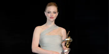 Bertubuh Kurus, Amanda Seyfried Akui Dirinya Pernah Sakit Mental!