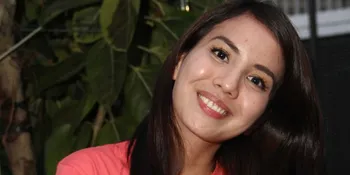 Besuk, Tya Ariestya Bawa Makanan Kesukaan Raffi Ahmad