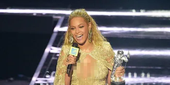 Beyonce Knowles Berikan Kado Natal Spesial Untuk Para Pekerjanya