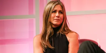 Bicara Soal Kegagalan Cintanya, Air Mata Jennifer Aniston Jatuh