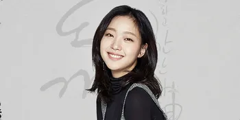 Bikin IG, Kim Go Eun Berbagi Foto 'Pernikahan' Dengan Gong Yoo