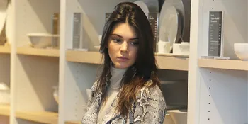 Bikin Jantungan! Kendall Jenner Tiba-Tiba Mengaku Sedang Hamil