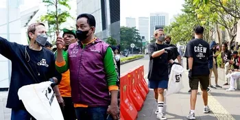 Bisma Rocket Rockers Liburkan Pegawai Untuk lakukan GVFI City Clean-up di Citayam Fashion Week