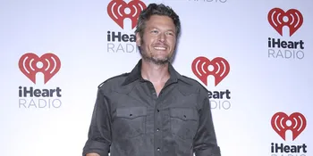 Blake Shelton Tuang Kisah Perceraian &#38; Pacar Baru di Album Baru