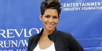 Bocoran Foto Pernikahan Halle Berry - Olivier Martinez Beredar!