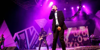 Boxset Spesial 17 Tahun Ungu Telah Siap Dipesan!