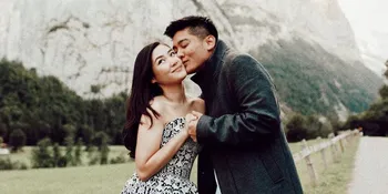 Boy William Lamar Sang Kekasih di Depan Keluarga Besar