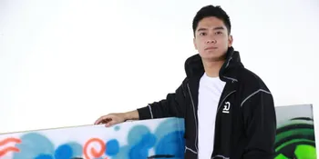 Boy William Liburan Bareng Pacar di Amerika Serikat & Ketemu Teman Baru: Nggak Mandi?