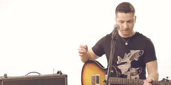 Boyce Avenue Cover Lagu 'Happy' Pharrell Williams, Superb!