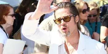 Brad Pitt Berkemah di Hutan Demi Film Terbaru