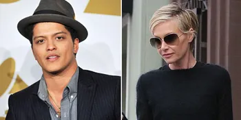 Bruno Mars - Ellen DeGeneres Ciuman di Bawah Mistletoe!