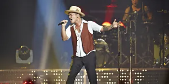 Bruno Mars Ternyata Seorang Drummer Profesional, Perlu Bukti?