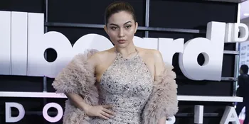 Bukan Hanya Akting, Ariel Tatum Isi Soundtrack Film 'SEPEDA PRESIDEN' Lewat Lagu 'Risau'