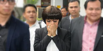 Bukan Karena Gaston, Ini Alasan Julia Perez Nangis di Persidangan