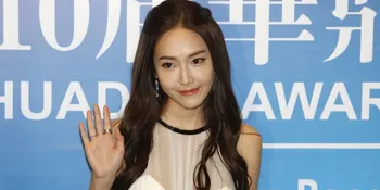 Bukan Lagi Member SNSD, Jessica Jung Buktikan Tetap Populer