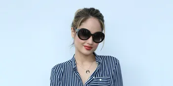 Bukan Make Up Tebal, Ini Rahasia Cantik Ala Cinta Laura