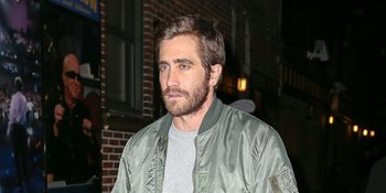 Bukan Rachel McAdams, Jake Gyllenhaal Ketahuan Cium Wanita Ini