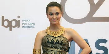 Bukti Nyata Kualitas Atiqah Hasiholan Dalam Tokoh Mona