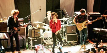 Bulan April, The Kooks dan The Radio Dept Konser di Jakarta