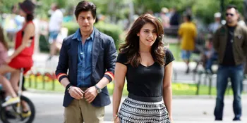 Canggung, Tapi Ini Yang Bikin Shahrukh Khan dan Kajol Klop Banget