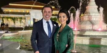 Cantik Berkebaya, Farah Quinn Rayakan Ulang Tahun Gusti Putri Astrini di Keraton Mangkunegara Solo