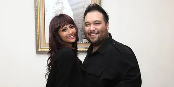 Cantik Berkebaya, Vanessa Angel Diam-Diam Sudah Menikah?
