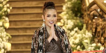 Cantik Pakai Hijab, Foto Bella Shofie Ini Bikin Gagal Fokus