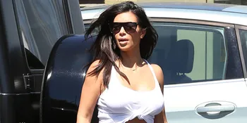 Cantik Sih, Tapi Kok Kim Kardashian Mirip 'Kurcaci' Ya?