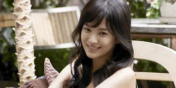 Cantik, Song Hye Gyo di Salah Satu Adegan Drama Terbaru