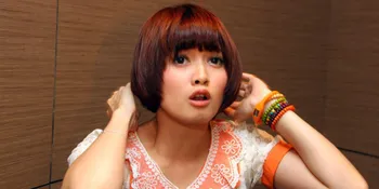 Cantiknya Chika Jessica Jadi Taylor Swift, KW Berapa?