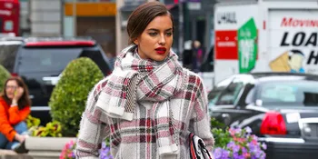 Cara Cerdas &#38; Stylish Irina Shayk Untuk Sembunyikan Perutnya