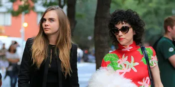 Cara Delevingne &#38; 'Pacar Lesbiannya' Tinggal Seatap, Tapi...