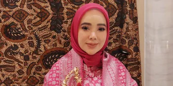Cara Devita Rusdi Tularkan Rasa Bangga Berbusana Nusantara