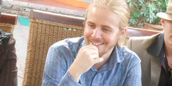 Cerai, Mustafa Debu Pecat Cinta Penelope Jadi Manajer