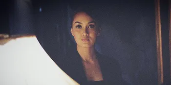 Cerita Pertemuan Sara Wijayanto & Hantu Sinden Cantik Berbadan Sintal