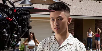 Cewek Ini Dinotice Rich Brian Setelah Ngaku Sebagai Pacar di TikTok