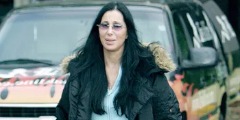 Cher: Twerking Itu Mengerikan, Miley Cyrus Tidak Bisa Menari